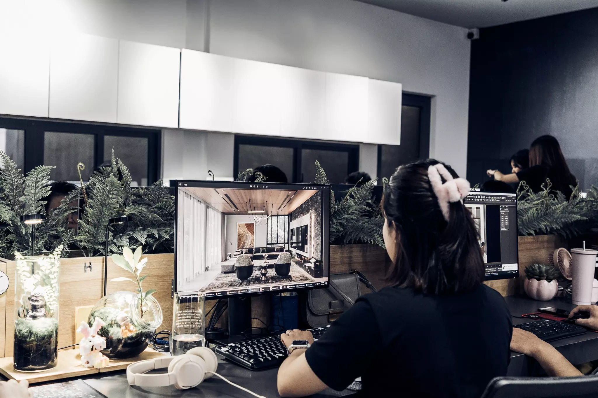 Tại SBS VILLA có các bộ phận chuyên trách từng hạng mục. Đồng thời, với sự phối hợp linh hoạt và chuyên nghiệp, đội ngũ SBS VILLA cùng nhau hoàn thành từng công trình một cách chất lượng và chỉn chu nhất.