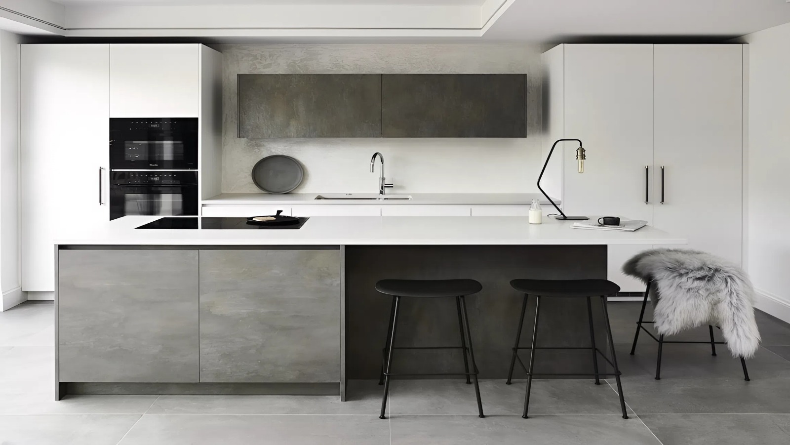 Mẫu phòng bếp biệt thự 15m2 phong cách Minimalism