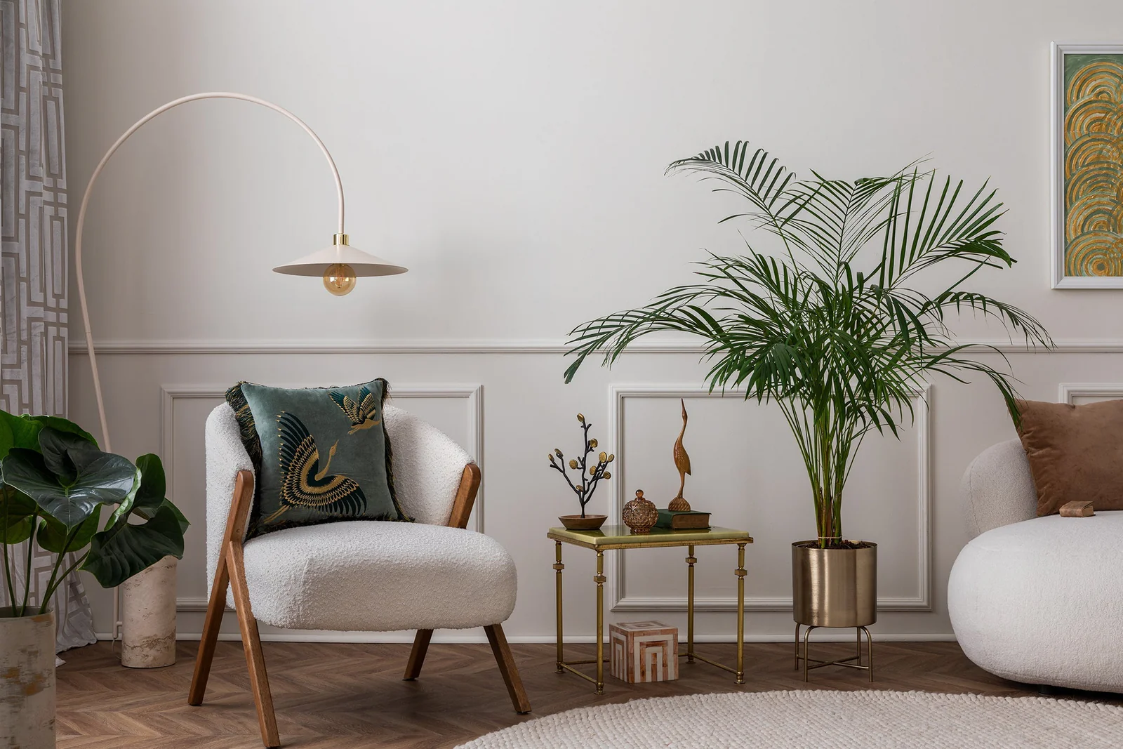Điểm đặc trưng tiếp theo của phong cách thiết kế nội thất Art Deco là việc ưu tiên các vật liệu cao cấp